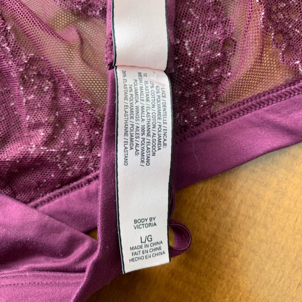 Victoria's Secret Lacy Bra - Picture 4 of 5
